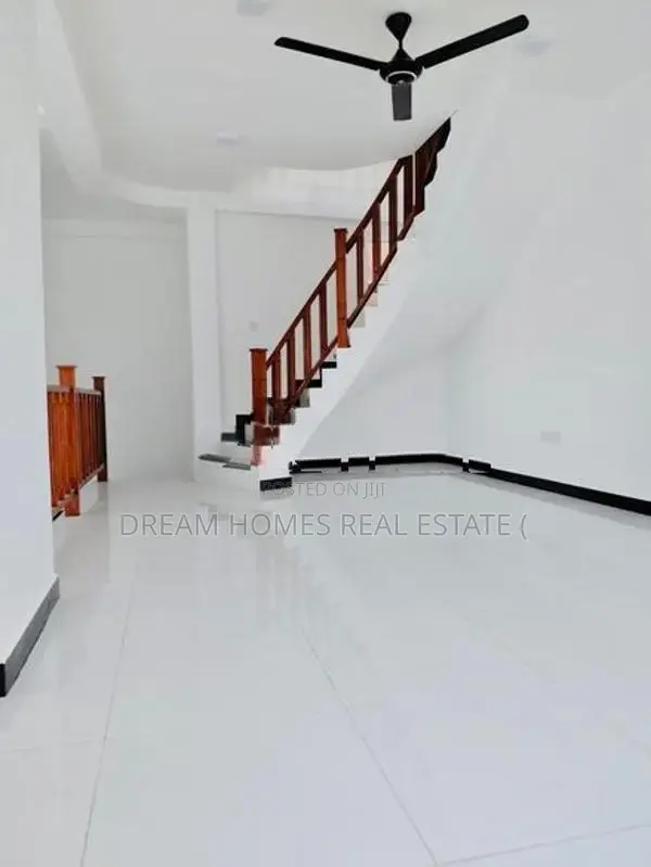 Brand New Luxury House – Palanwatte, Pannipitiya