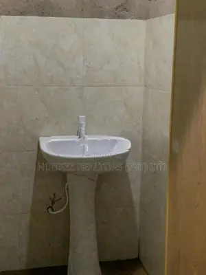 Cabana with Camping Site for Sale – Belihuloya