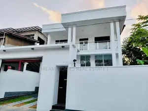Brand New Luxury House – Palanwatte, Pannipitiya