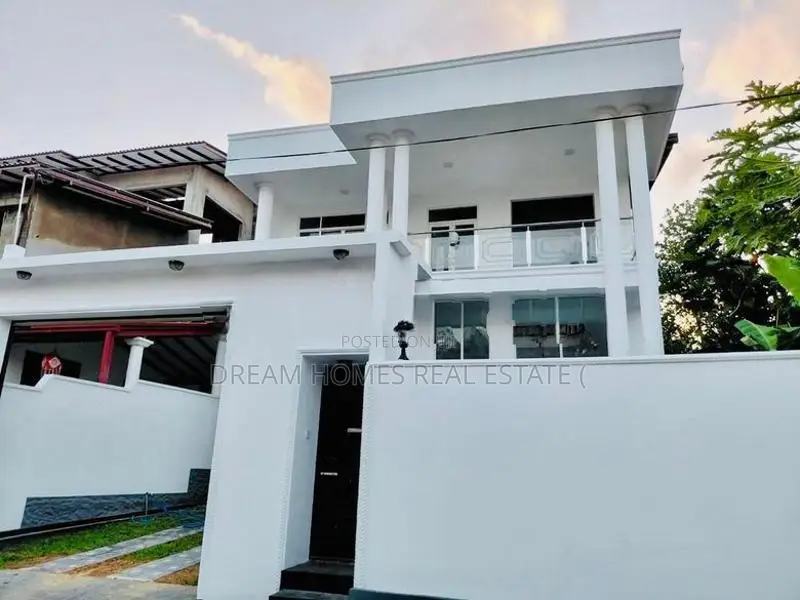 Brand New Luxury House – Palanwatte, Pannipitiya