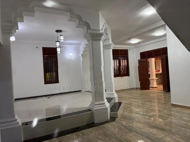 New Molding Design Two-Storey House for Sale – Kotuwila