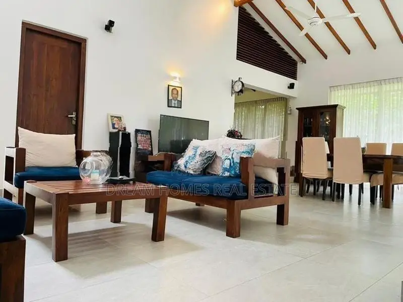 Luxury 4-Bedroom Fully Furnished House for Rent in Kottawa