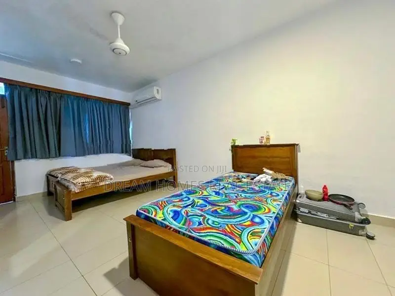 Luxury 6 Bedroom House for Sale in Colombo – Havelock Town
