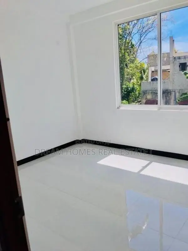 Brand New Luxury House – Palanwatte, Pannipitiya