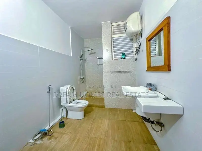 Luxury 6 Bedroom House for Sale in Colombo – Havelock Town