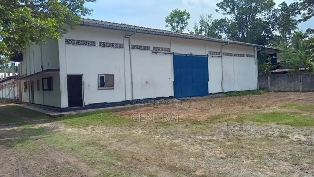 16,000 sqft warehouse for sale in Kotugoda, Ja-Ela (C7-9956)