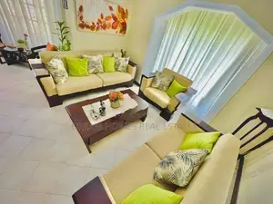 Luxury 3-Bedroom Home for Sale in Kadawatha