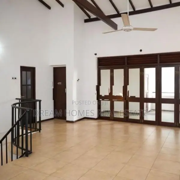 Prime Colombo 05 Family Residence with Rare Garden Space