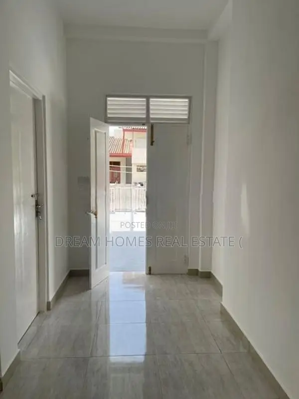 Two Modern House for Sale – Bangalawatta