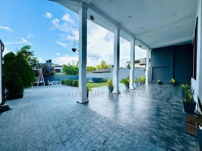 Ultra Luxury Modern Villa for Sale – Patiragoda Rd, Abuldeniya Kotte