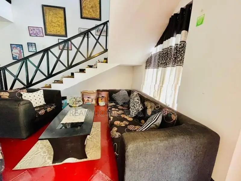 4 Bedroom Family Home for Sale – Gallage Mawatha