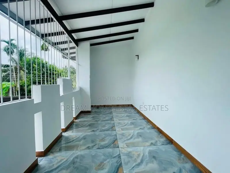 4 Bedroom Brand New House for Sale – Millagahawaththa