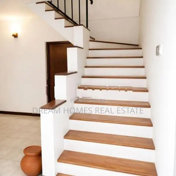 Prime Colombo 05 Family Residence with Rare Garden Space