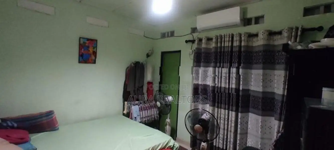 House for Sale in High Level Road Kirulapona (p-182)