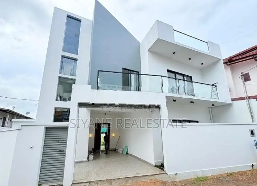 Brand New House for Sale in Athurugiriya