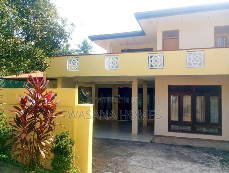 Valuable Two Story House for Sale Maharagama Town