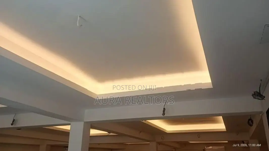 Office Space for Rent in Town Hall (p-221)