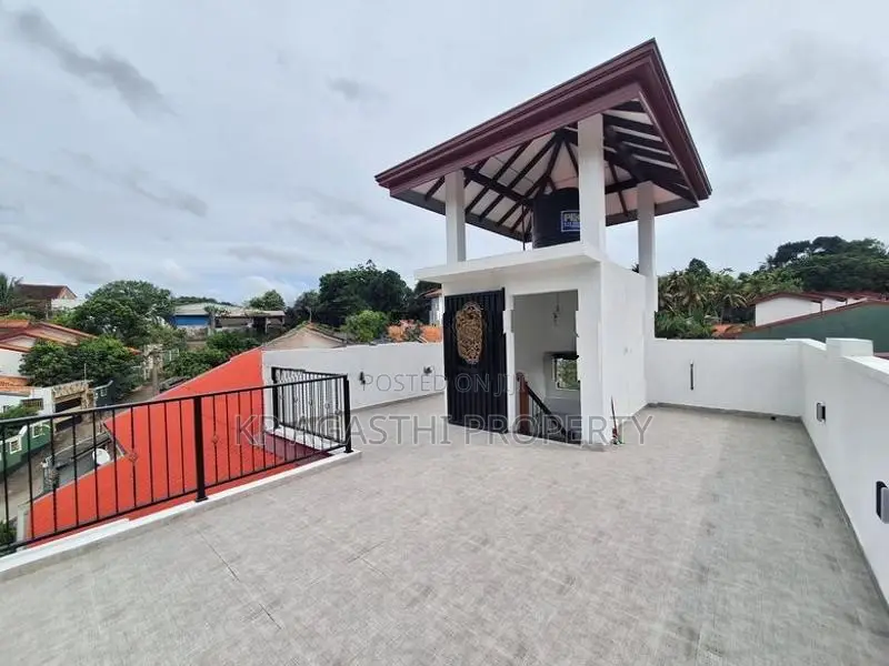 3 st brand new luxury house for sale in piliyandala