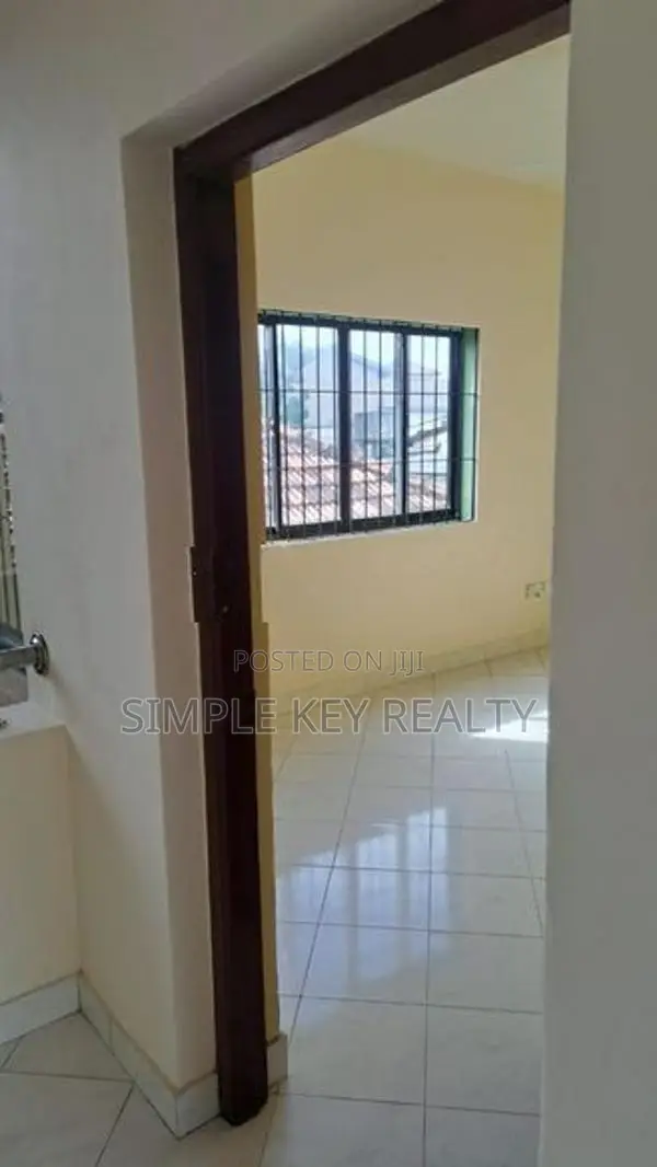 MPLL-Building for Sale in Mount Lavinia