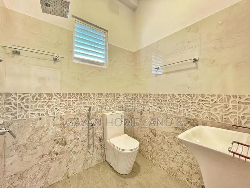 Brand New Luxury 03 Storey Quality House For Sale In Kesbewa Piliyanda