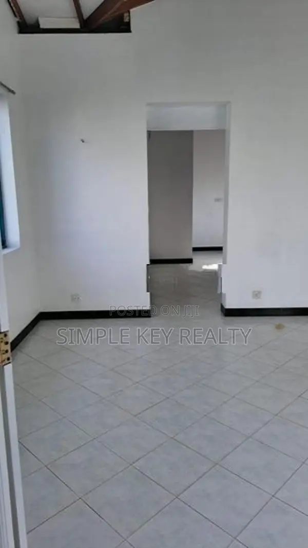 MPLL-Building for Sale in Mount Lavinia