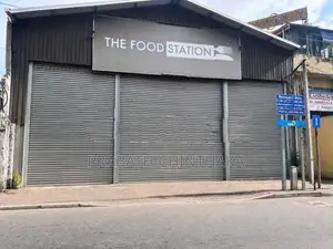 Building / warehouse for Rent in Colombo 10