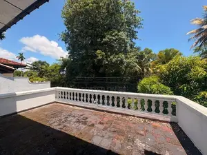 House for Sale at Beautiful Lake Drive Rajagiriya