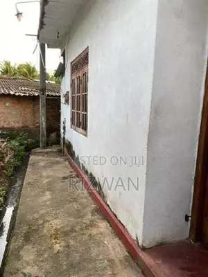 House With Land for Sale in Kolonnawa