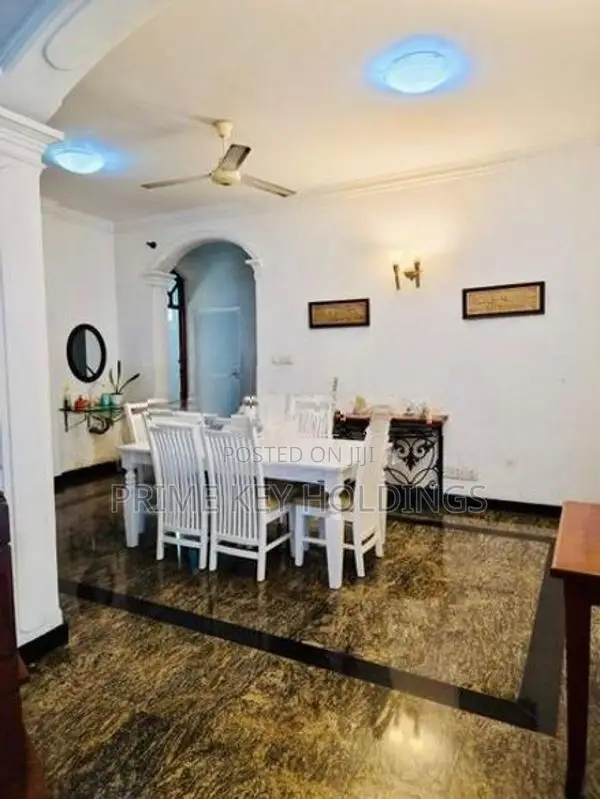 House for Sale in Wattala | HS2011