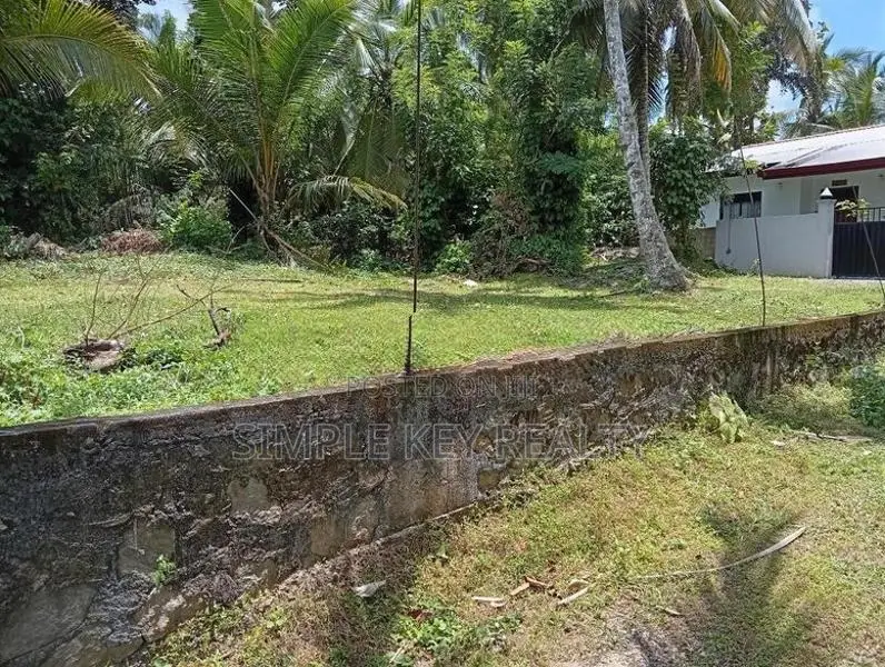 Kottawa 6 Perched Valuable Land for Sale