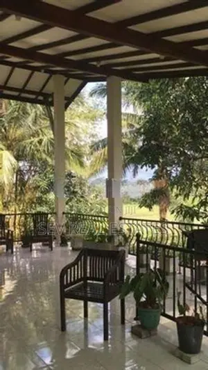 HOUSE FOR SALE IN MEEGODA|90,000,000