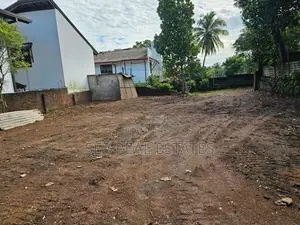 Thalawathugoda - Land for Sale (2ND BLOCK ON HOKANDARA MAIN ROAD)