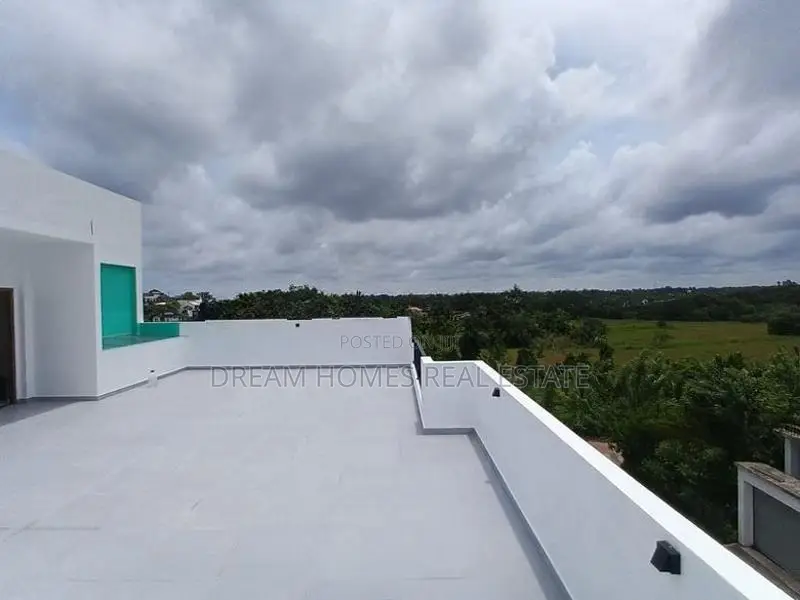 Modern 4-Bedroom House for Sale – Piliyandala, Kesbewa