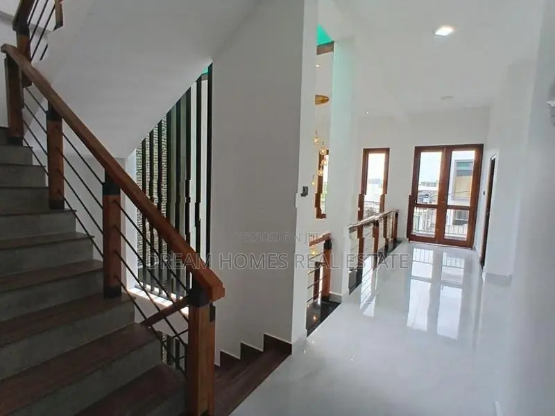 Modern 4-Bedroom House for Sale – Piliyandala, Kesbewa