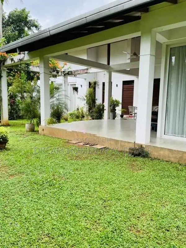 Luxury 4-Bedroom Fully Furnished House for Rent in Kottawa