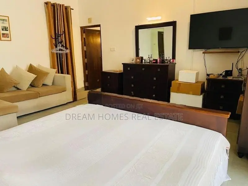 Luxury 4-Bedroom Fully Furnished House for Rent in Kottawa