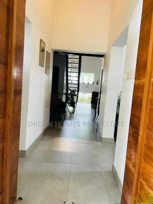 Luxury 4-Bedroom Fully Furnished House for Rent in Kottawa