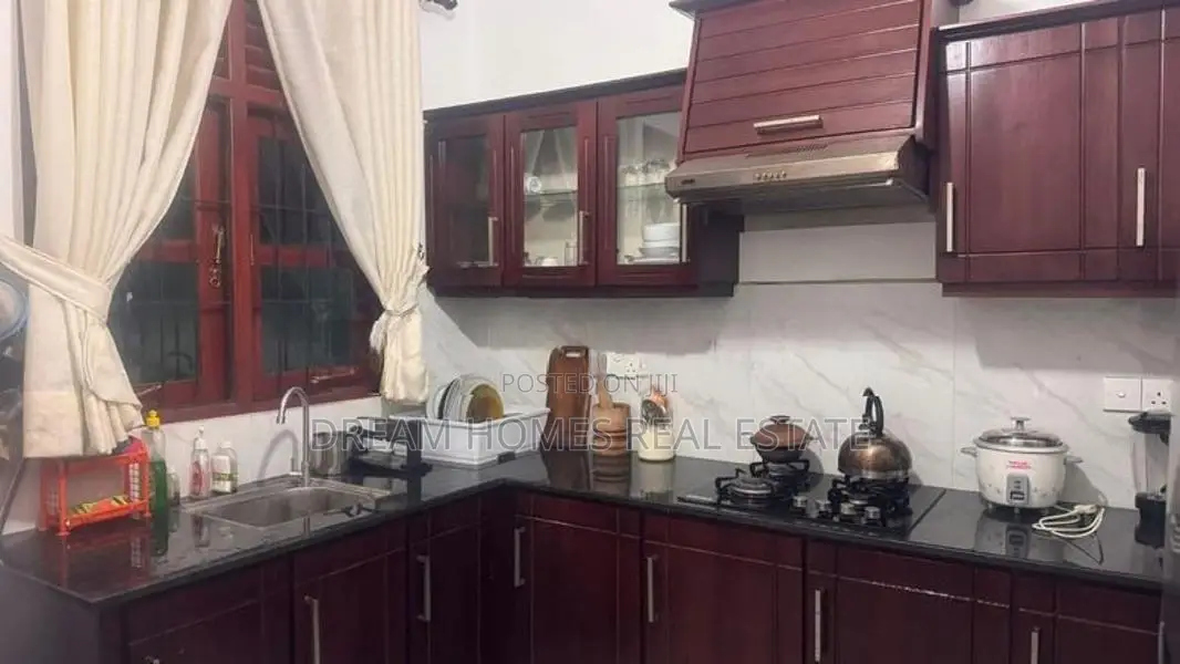 4 Bedroom House for Sale in Kesbewa – 6.4 Perches