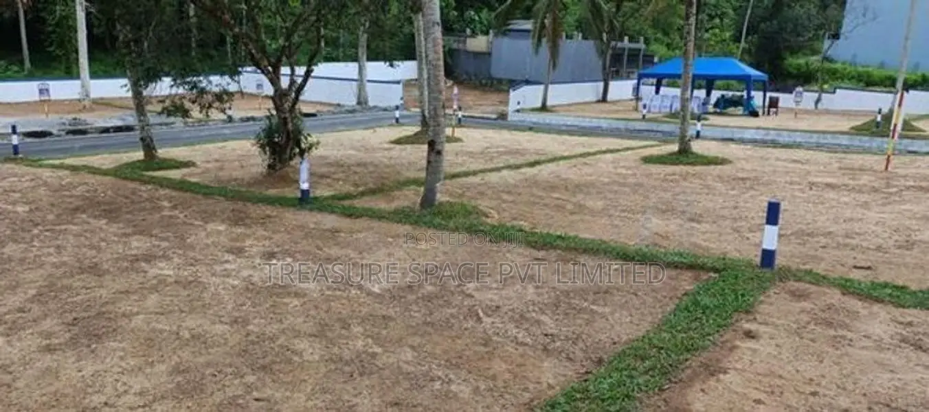 Land for Sale at Athurugiriya