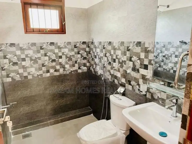 4 Bedroom House for Sale in Kesbewa – 6.4 Perches