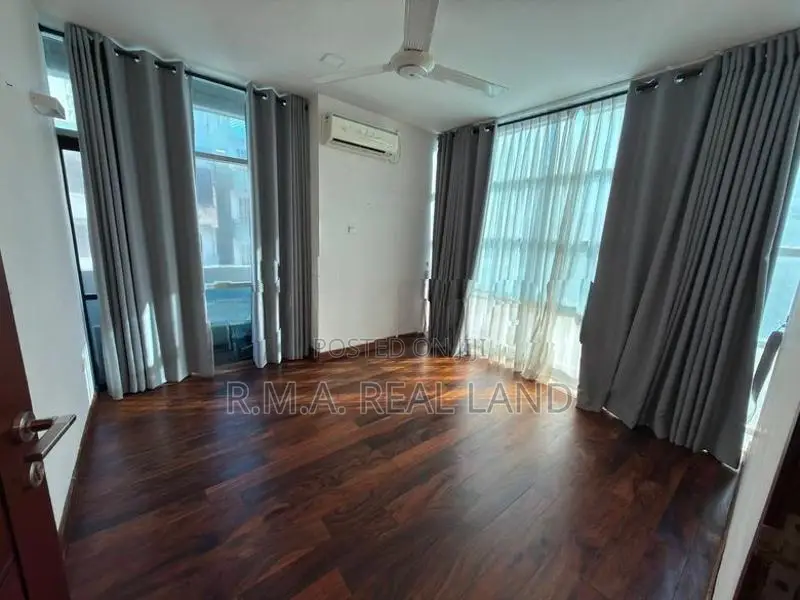 Spacious Modern 4 Bedroom Apartment for Rent Colombo 3