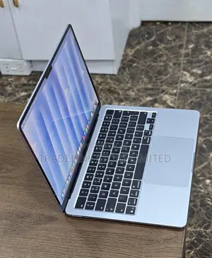 New Laptop Apple MacBook Air 24GB Intel Core i9 SSD 6T
