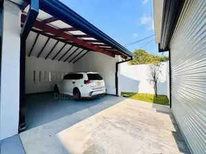Newly Renovated Luxury 4-Bedroom Residence for Sale in Delkanda