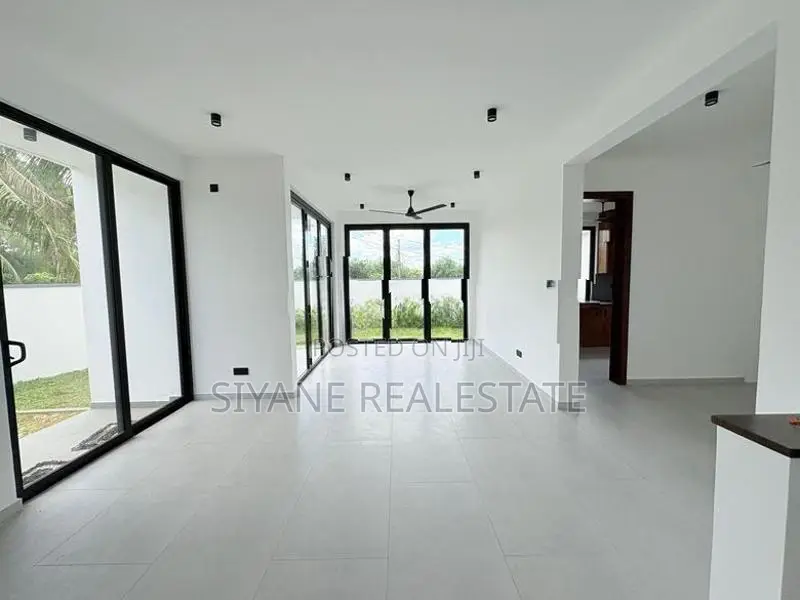 Brand New House for Sale in Thalahena