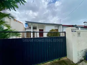 Single-Storey House for Sale – Millennium City
