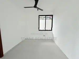 Brand New House for Sale in Thalahena