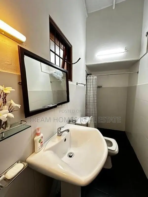 Single-Storey House for Sale – Millennium City
