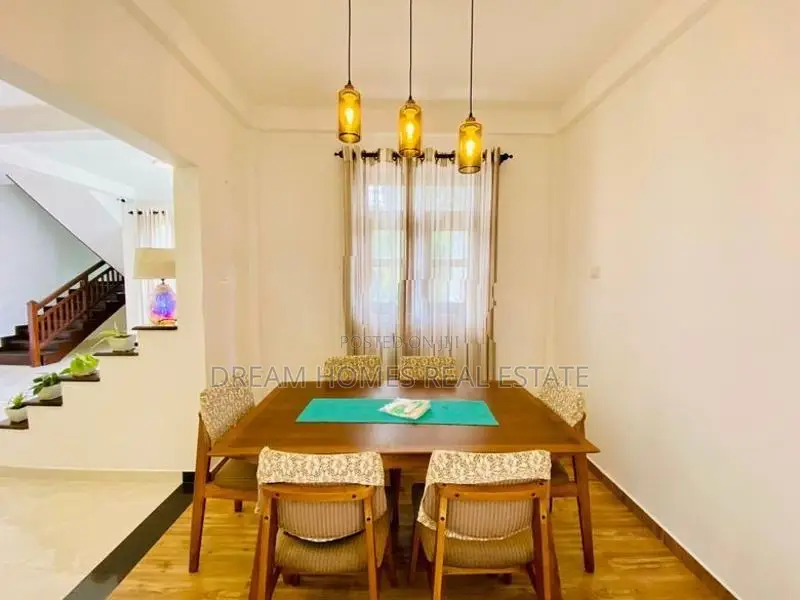 Modern 4 Bedroom House for Sale – Athurugiriya