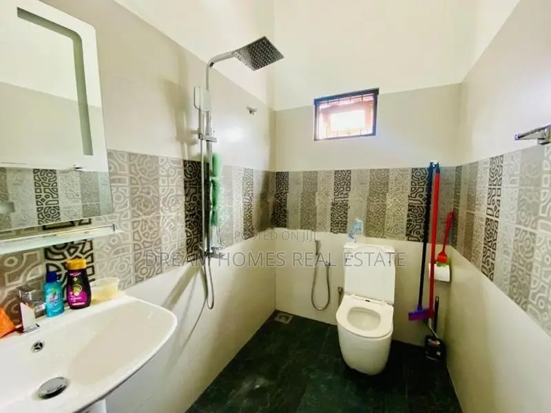 Modern Single-Story House for Sale – Athurugiriya