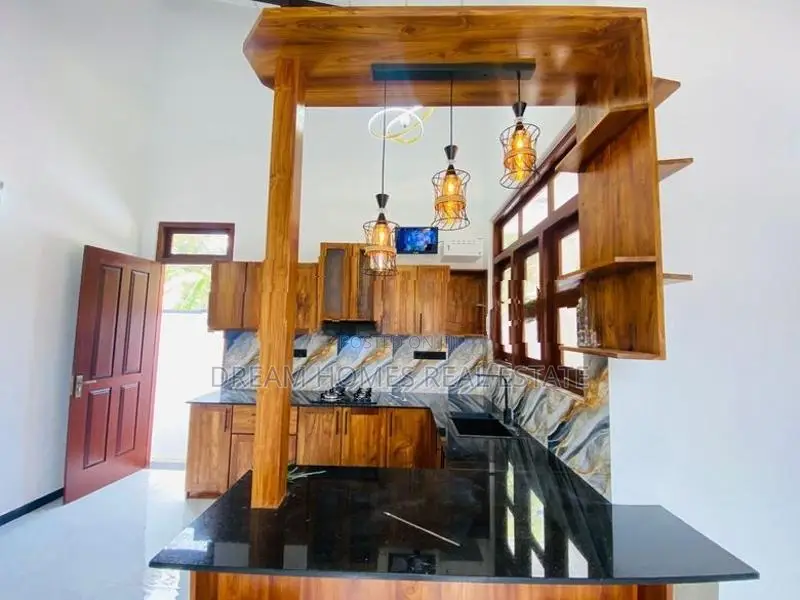New Single-Story Family Home with Modern Amenities – Athurugiriya